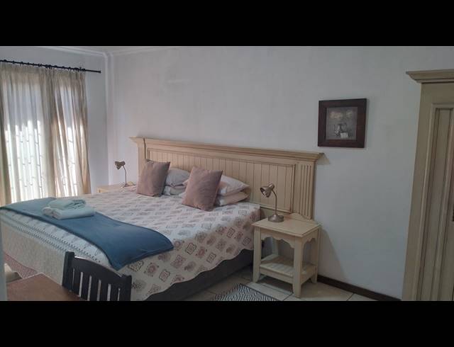 985M² GUESTHOUSE FOR SALE IN EQUESTRIA